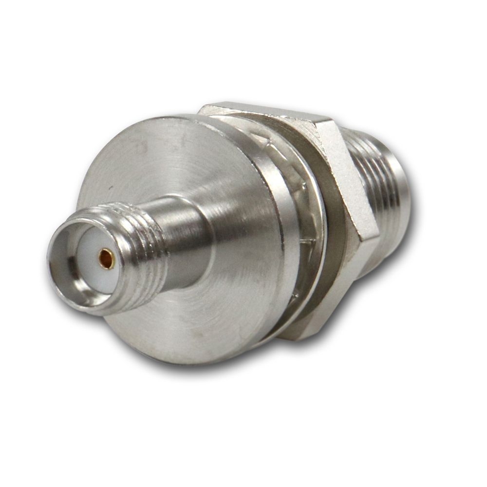 Adapter TNC auf SMA mit Flansch